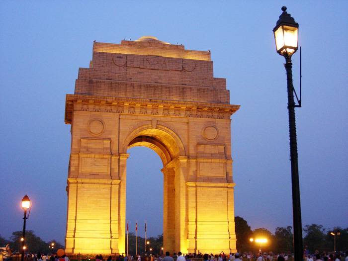 Golden Triangle Tour with Haridwar and Mumbai 