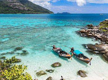 wholesale tour operator