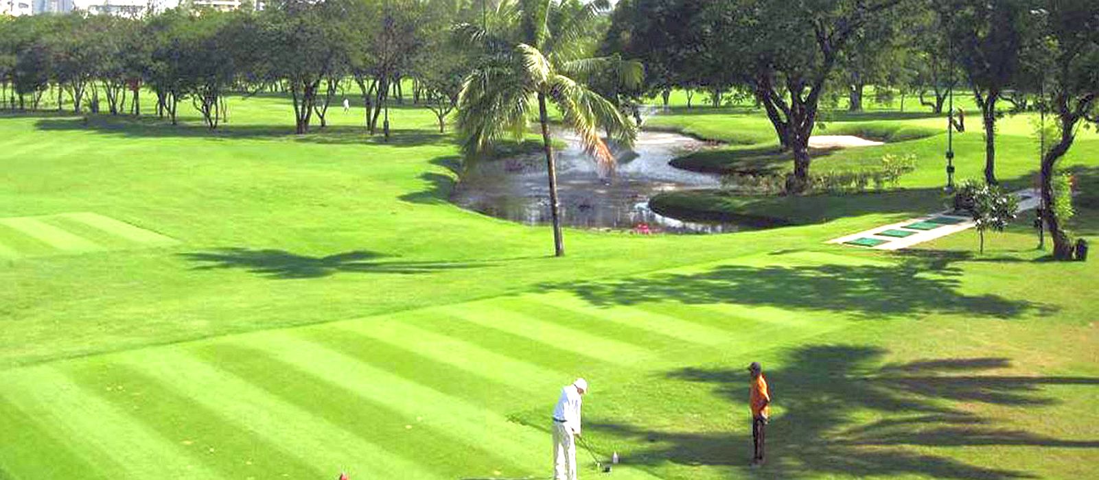 Golf In Bombay (Mumbai) 