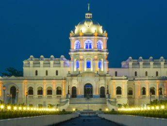 wholesale tour operator
