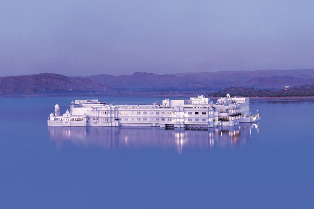 Best Ideas For Luxury Travel For Rajasthan 3 Lake Palace