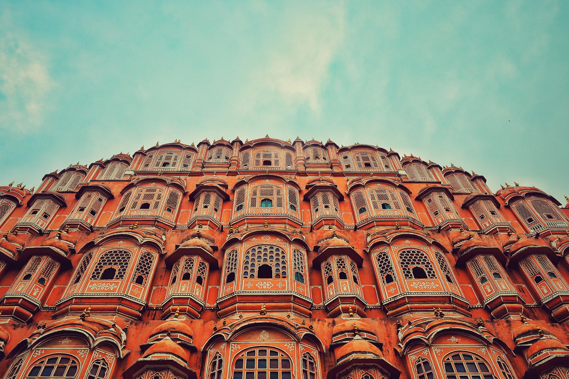 Front view of Hawa Mahal in Jaipur with detailed pink sandstone architecture during 2-week India tour.