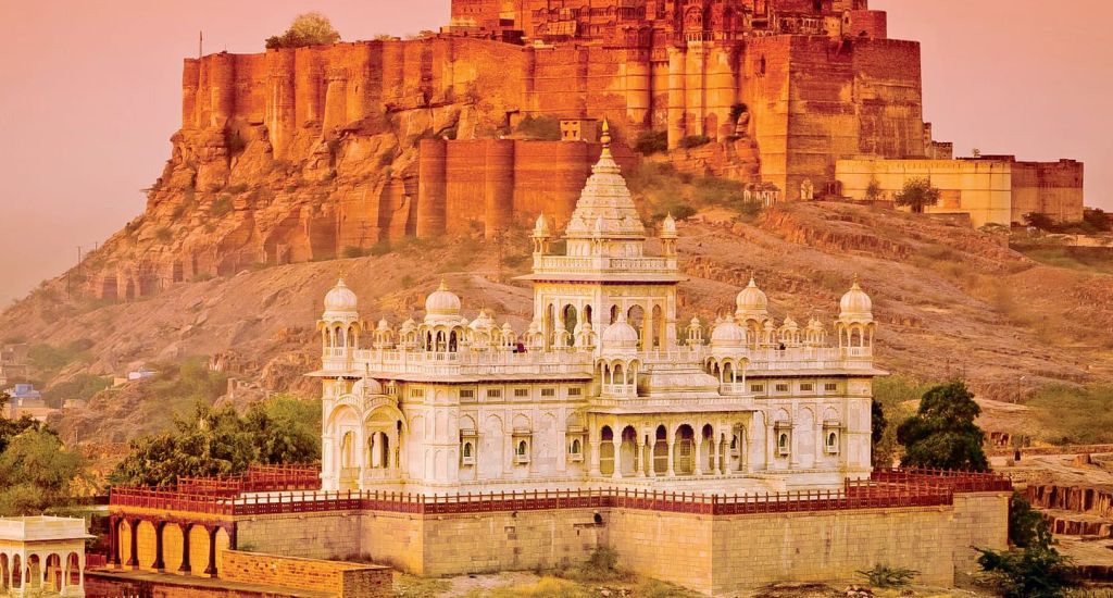 Forts and Palaces Of Splendid Rajasthan